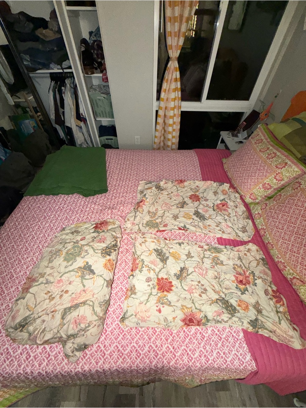 IKEA NÄSSELKLOCKA Queen Size Floral Fitted Sheet & Two Pillowcases